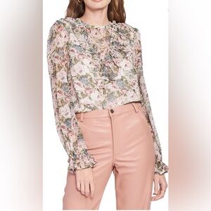 En Saison Floral Ruffle Blouse